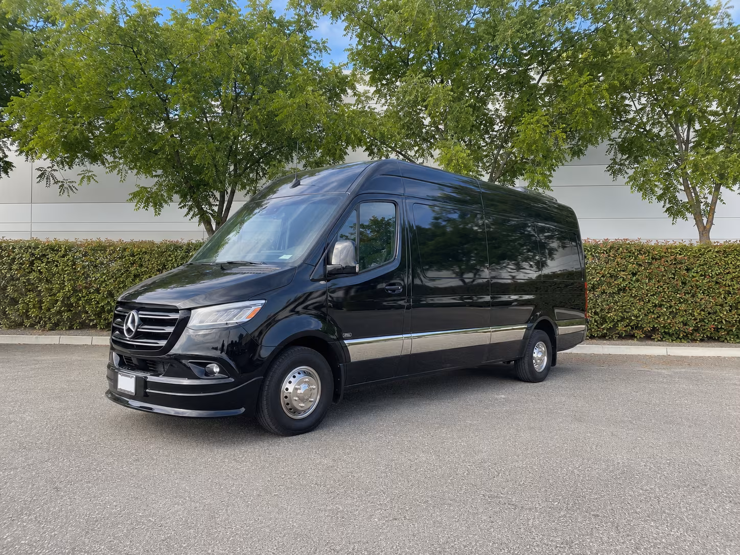 find the perfect transportation for your next convention or trade show 3