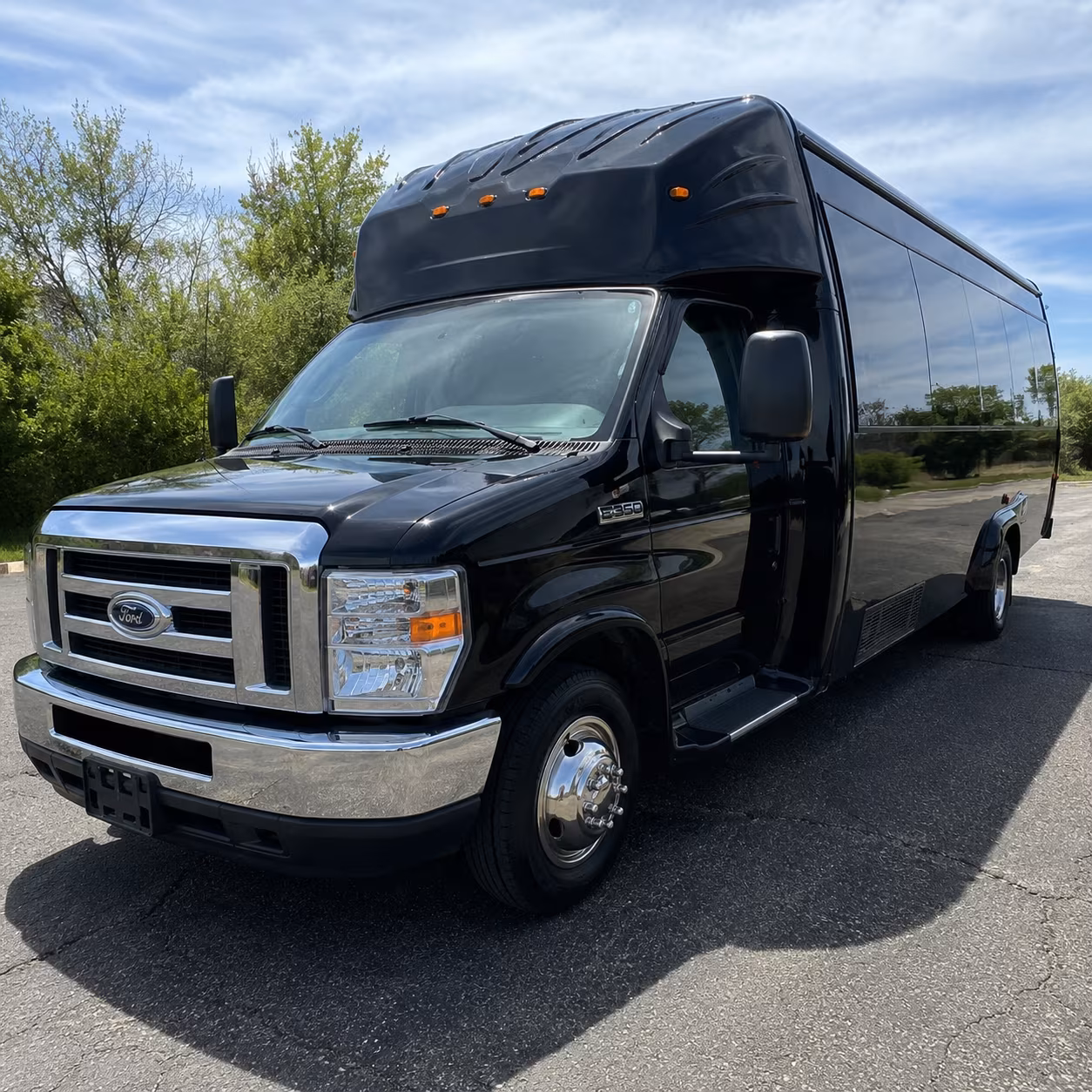 party buses for black hills winery crawls in rapid city