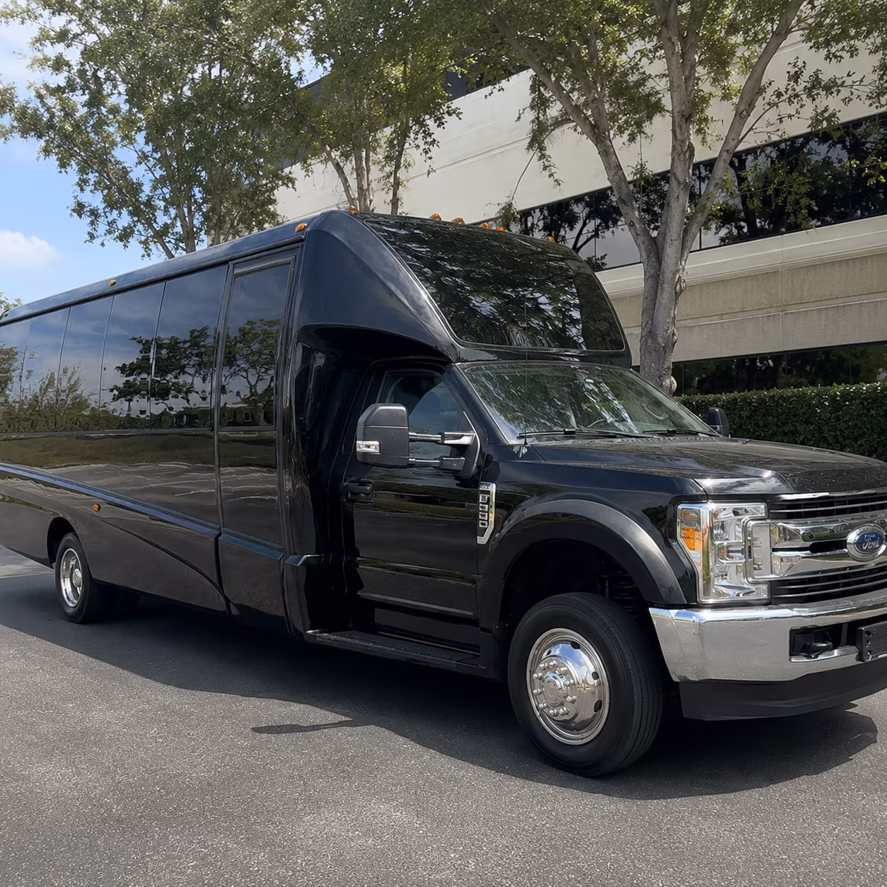 transportation buses to deadwood casinos and live entertainment